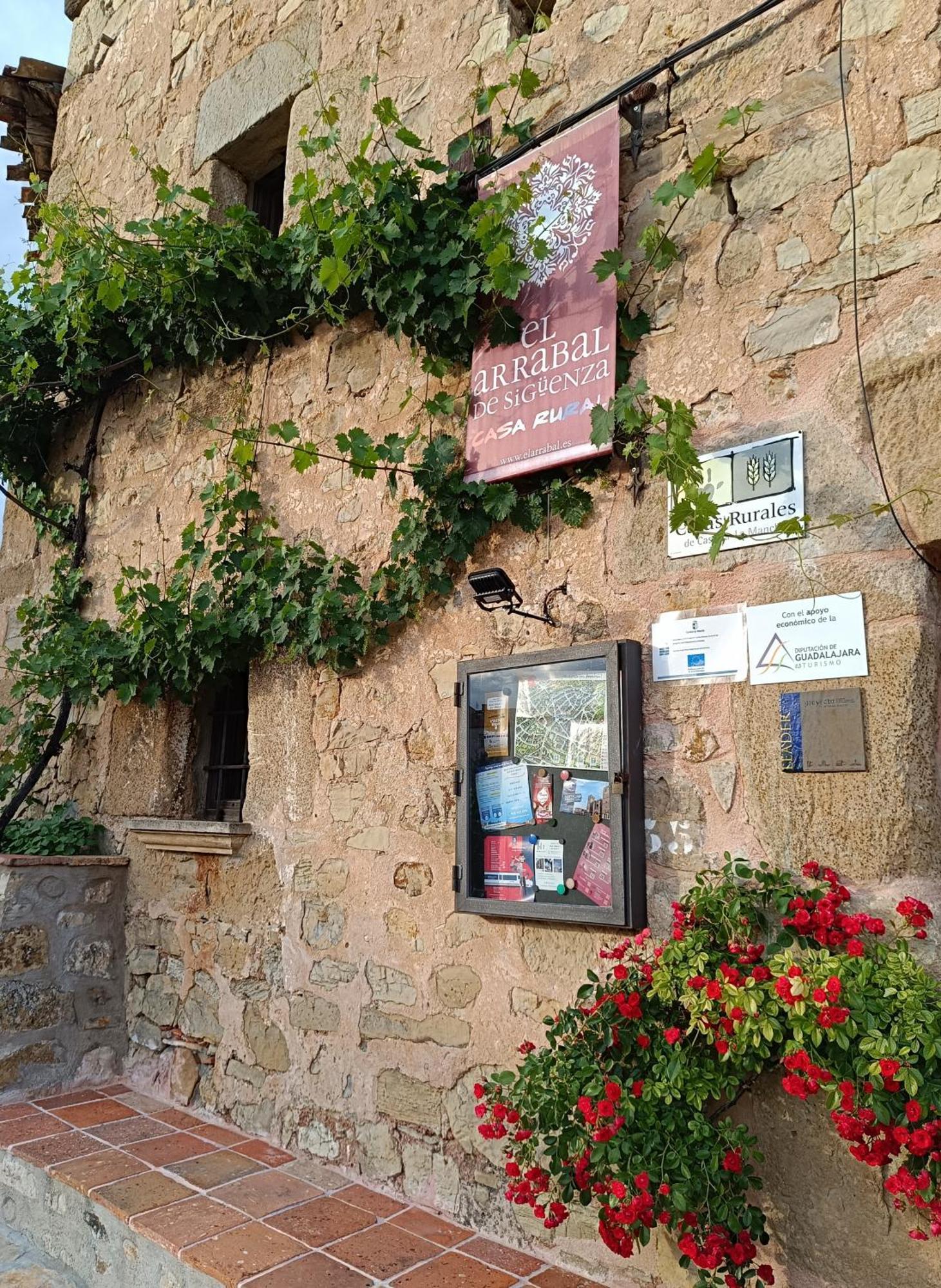 Hotel Rural El Arrabal Сигуэнса Экстерьер фото
